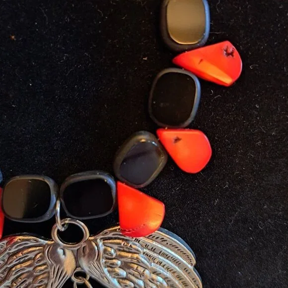 Handmade Angel Wings And Coral Necklace 22" - Picture 4 of 5